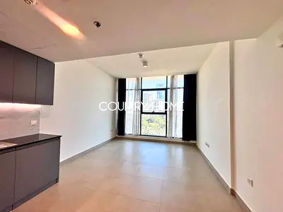 Unfurnished | Vacant | No Balcony