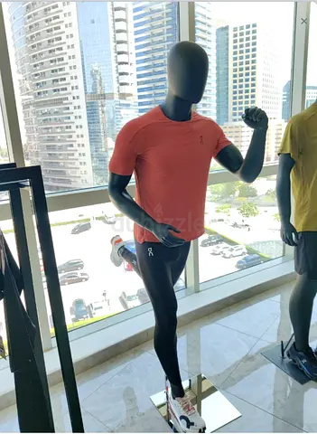 Black matte Mannequin Running Pose Men (displayed)