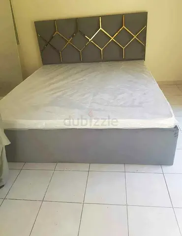 Master Bed with mattress 180x200cm King size.  Same day delivery available