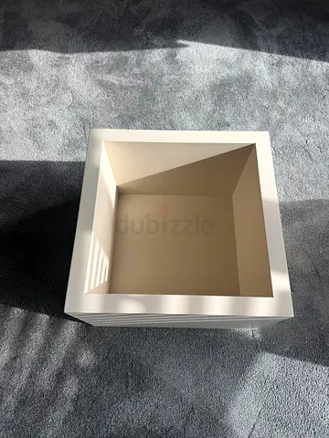 White Wall-Mounted Cube Display Shelf