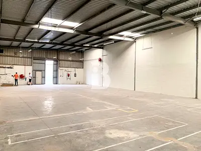 Premium Multi-Unit Warehouse in DIP 2 | High ROI
