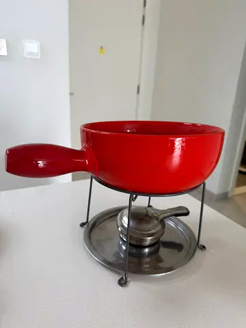 Red Ceramic Fondue Pot with Stand and Burner/with forks