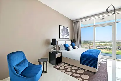 LUGO Exclusive | Vacant | Golf Views