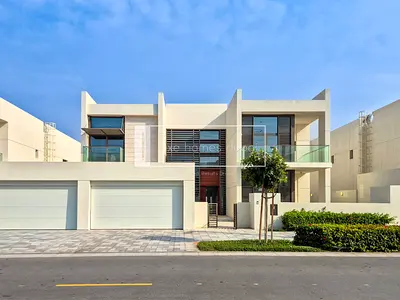 STUNNING 6BR VILLA |LAGOON FACING |PRIVATE POOL