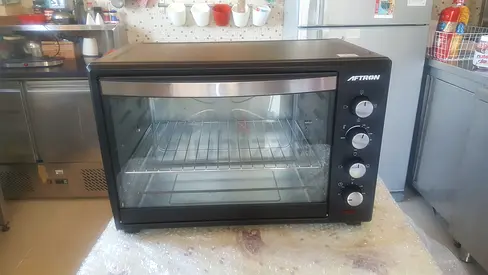 Oven
