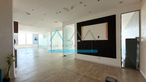 مكتب للإيجار | برج التحكم | عرض دبي أوتودروم