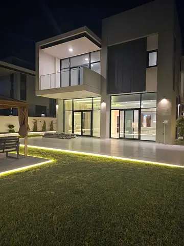 Luxury 4BR Villa | Upgraded | Vacant | Vastu | Landscaped