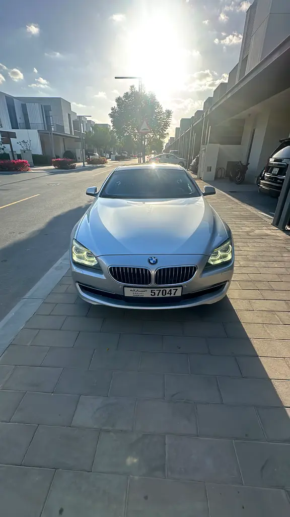 BMW 6-Series 2012 — photo 1 of 6
