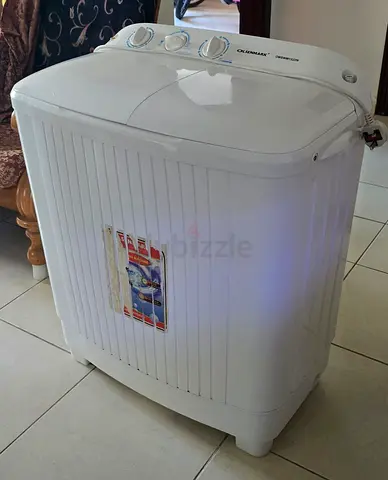 Semi-automatic Twin Tub Washing Machine - Compact and Working