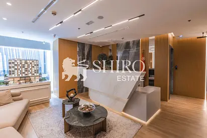 Fully Furnished | Skyline Views | 8 Parkings