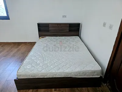 سرير دانوب  150×200 queen size
استخدام فترة قصيرة 
الموقع ربدان