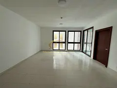 Bright Unit | Spacious | Semi Close Kitchen