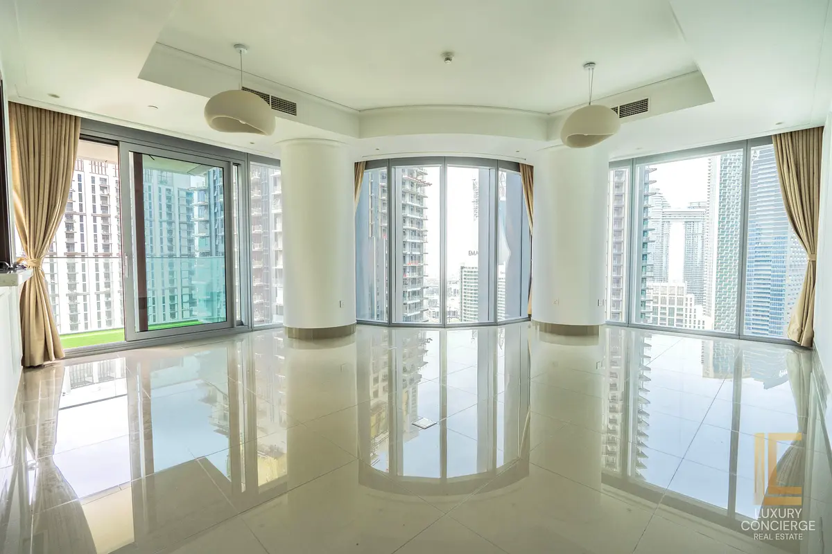 HIGH FLOOR | LUXURY LIVING | DOWNTOWN