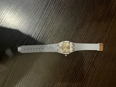 HUBLOT Womens crystal-accented wrist watch with silicone band