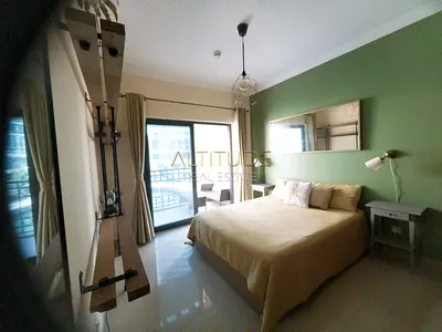 Marina View | Vacant | Upgraded | Fully Furnished