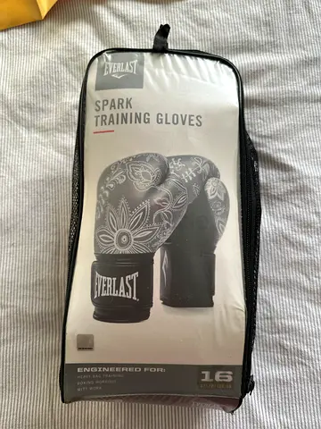 Boxing gloves