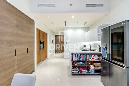 Sea View | High Floor | Spacious and VOT