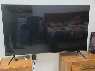 Samsung crystal UHD 4k 50-inch LED Smart TV in Good Working Condition