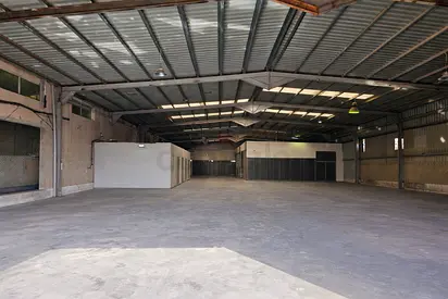 Spacious warehouse available for rent, covering a total area of 27,000 sq. ft.