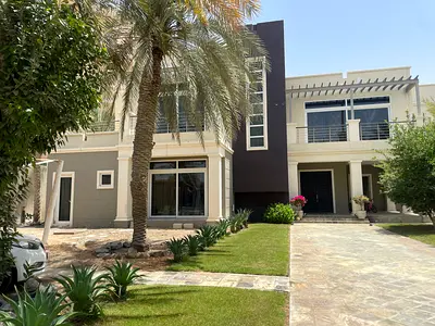 Elegant Family Villa | Garden | Prime Location