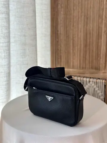 Men’s Premium Black Leather Crossbody -