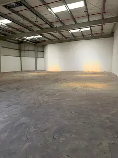 3600 sq ft warehouse for commercial use prime location at Al Quoz ind 4 @ 70 per sq Power 40 kwPower