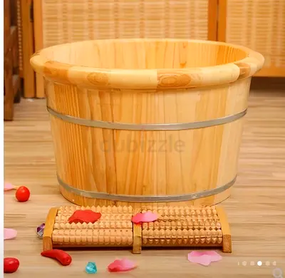Wooden Foot Spa Bucket / Foot Bath with Massage Rollers