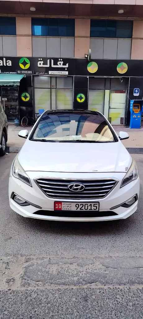 Hyundai Sonata 2017 — photo 1 of 17