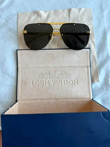 Louis Vuitton Gold-Frame Aviator Sunglasses with Case