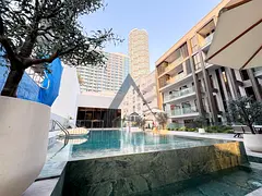 Spacious 1 BR | Park facing Balcony | Ready to Move in