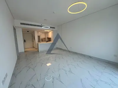 Spacious 1 BR | Park facing Balcony | Ready to Move in