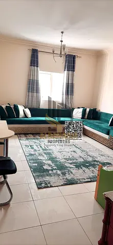 🏢 شقة غرفة وصالة للإيجار السنوي – موقع مميز في عجمان | شارع خليفة – قريب جسر غلفا