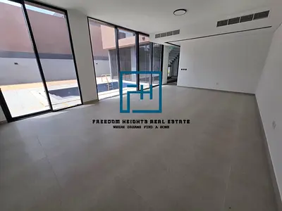 فيلا مستقلة فاخرة من 4 غرف نوم | حمام سباحة خاص | قسط المعيشة | سيكويا – مسار