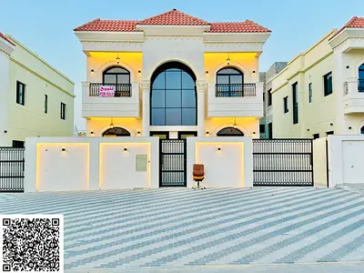 Modern villa on a main street, spacious parking for 10 cars, no registration fees.