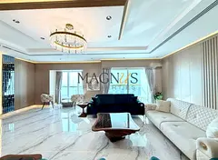 LUXURY LIVING | SEA VIEWS | UPGRADED | PENTHOUSE