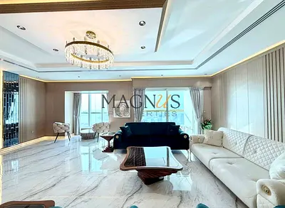 LUXURY LIVING | SEA VIEWS | UPGRADED | PENTHOUSE