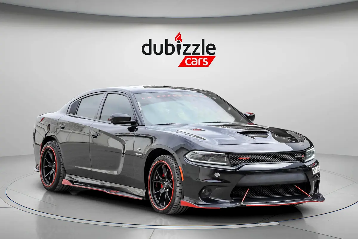 Dodge Charger 2022 — photo 1 of 15