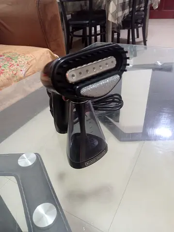 Handheld Garment Steamer - Compact Clothes Steamer in Good Condition