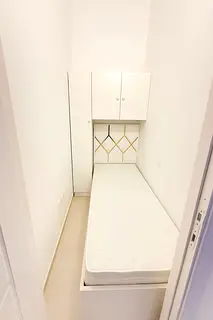 Amazing partition in tecom ( barsha higths ) very very close metro station