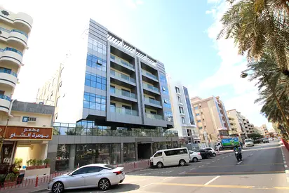 One Month Rent Free-Spacious 1 BR