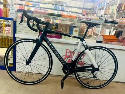 Road bike carbon