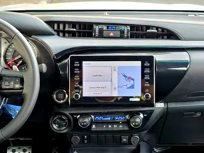 2025 Toyota HILUX photo 13