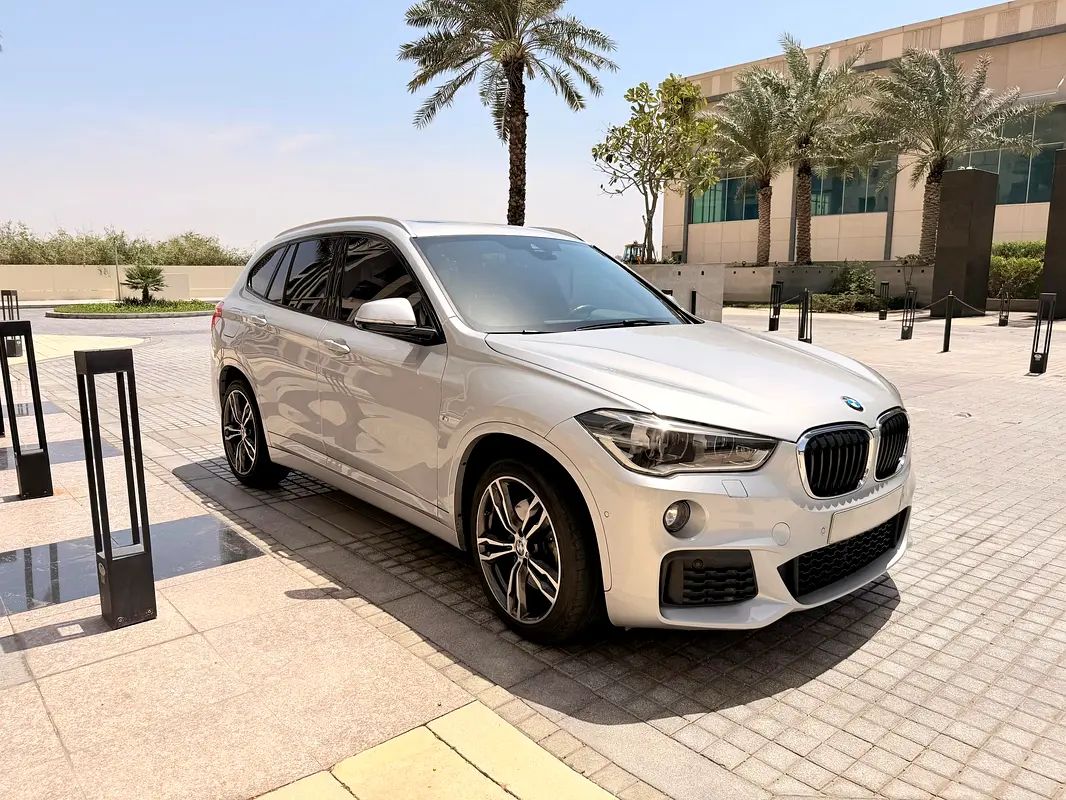 BMW X1 2018 — photo 1 of 8