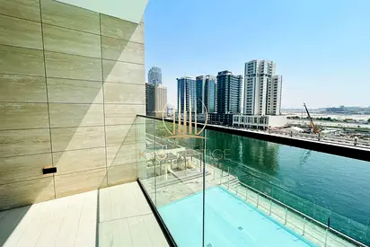 Full Canal View | Large layout | Premium Furnishing | Ready to Move