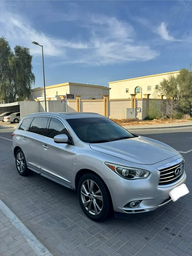Infiniti QX60 2015 — photo 1 of 10