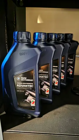 AGMC BMW Motorrad Engine Oil - Advantec Ultimate