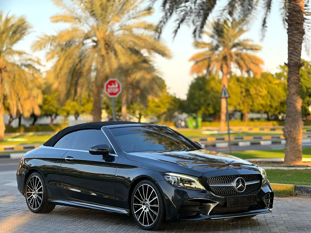 Mercedes-Benz C-Class 2019 — photo 1 of 20
