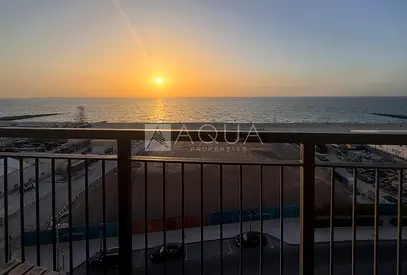 Top Floor | Sea Facing | Stunning Sunset