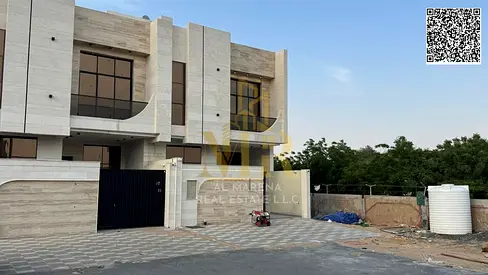 فيلا بسعر شامل رسوم التسجيل والتمليك على الشارع الرئيسي جاهزة للسكن في أرقي مناطق عجمان تملك حر لجميع الجنسيات بدون دفعة مقدمة..