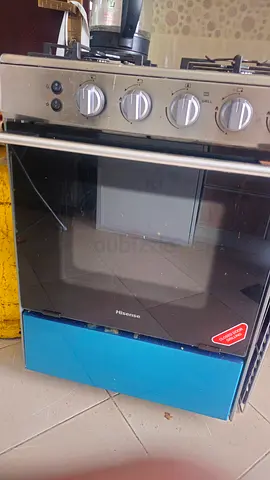 Used freestanding gas oven with 4-burner hob — good working condition. 4 monthes used